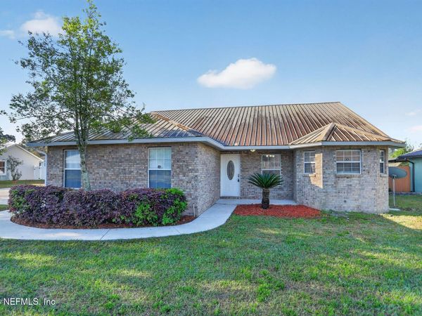 6101 4TH Manor W, Palatka, FL 32177