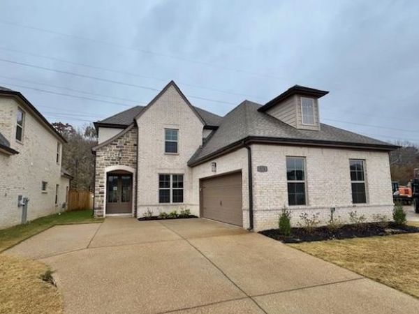 575 ROSALIE WOODS DR, Cordova, TN 38018