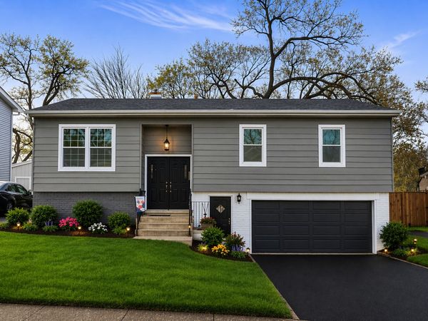 1364 Leslie Lane, Glendale Heights, IL 60139