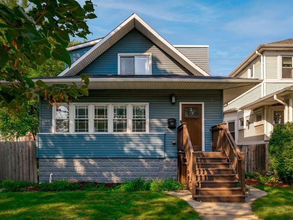 803 S Maple Avenue , Oak Park, IL 60304