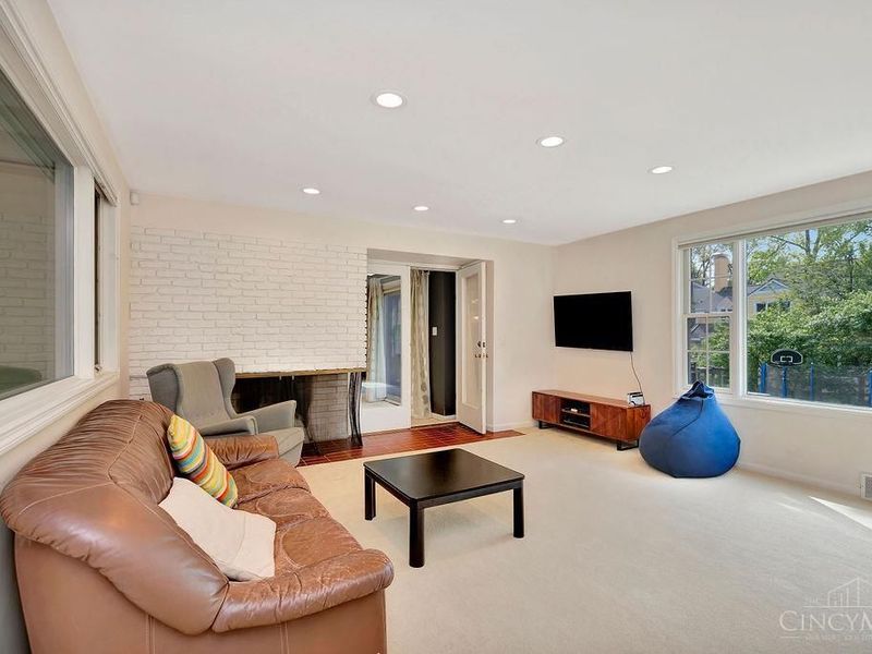 6999 Rowan Hill Drive, Cincinnati, OH 45227 Photo 11