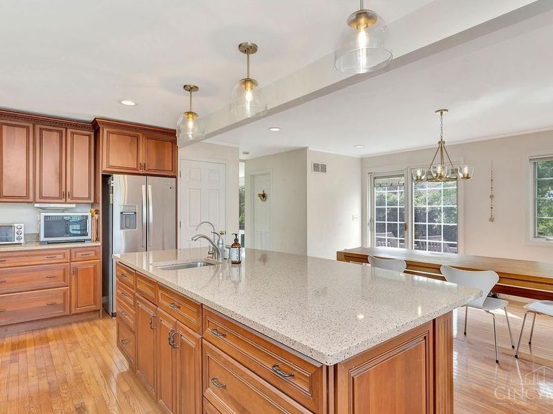 6999 Rowan Hill Drive, Cincinnati, OH 45227 Photo 6