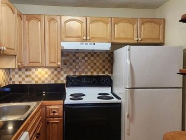 135 East Main St, Unit U-11, Westborough, MA 01581