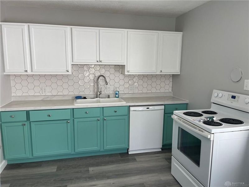 1361 Sussex Road, Troy, OH 45373 Photo 18