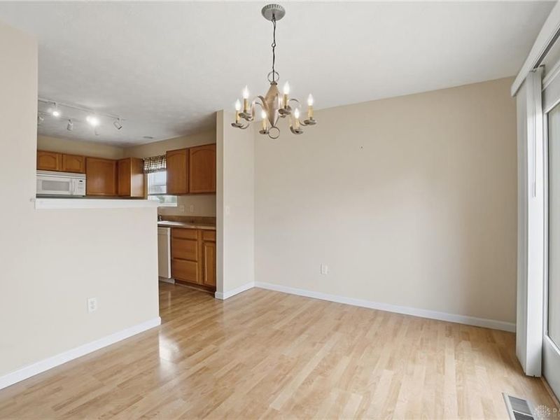 1840 Hunters Ridge Drive, Troy, OH 45373 Photo 18