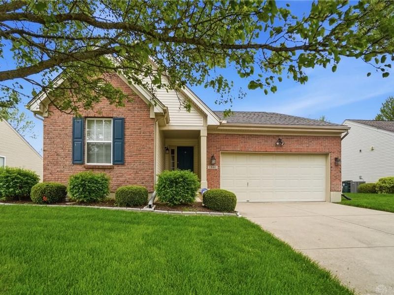 1840 Hunters Ridge Drive, Troy, OH 45373 Photo 2