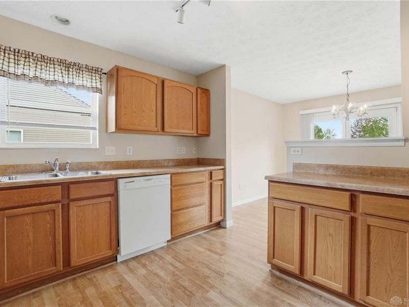 1840 Hunters Ridge Drive, Troy, OH 45373 Photo 23