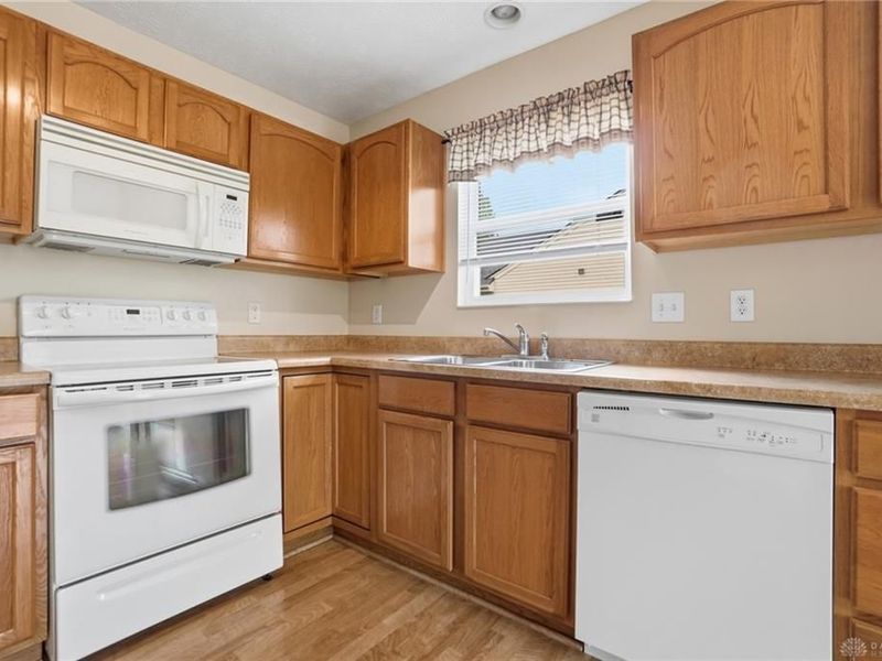 1840 Hunters Ridge Drive, Troy, OH 45373 Photo 25