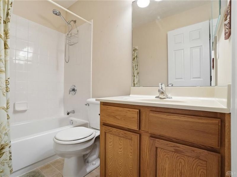 1840 Hunters Ridge Drive, Troy, OH 45373 Photo 36