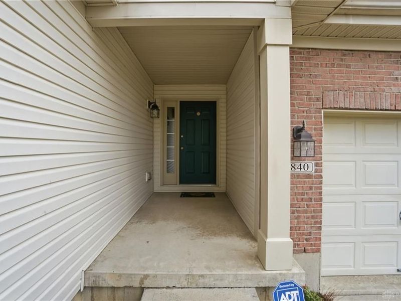 1840 Hunters Ridge Drive, Troy, OH 45373 Photo 6