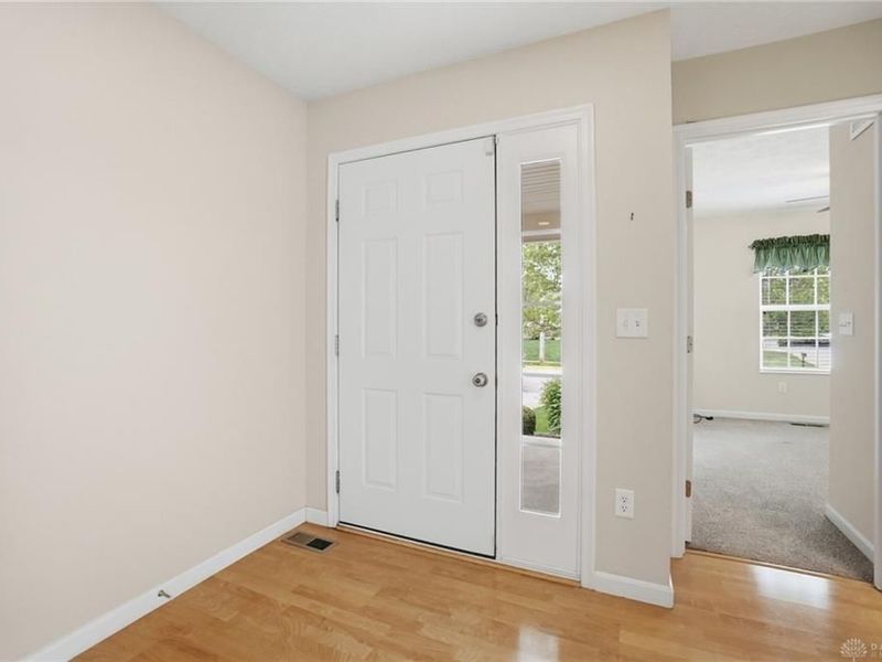 1840 Hunters Ridge Drive, Troy, OH 45373 Photo 8