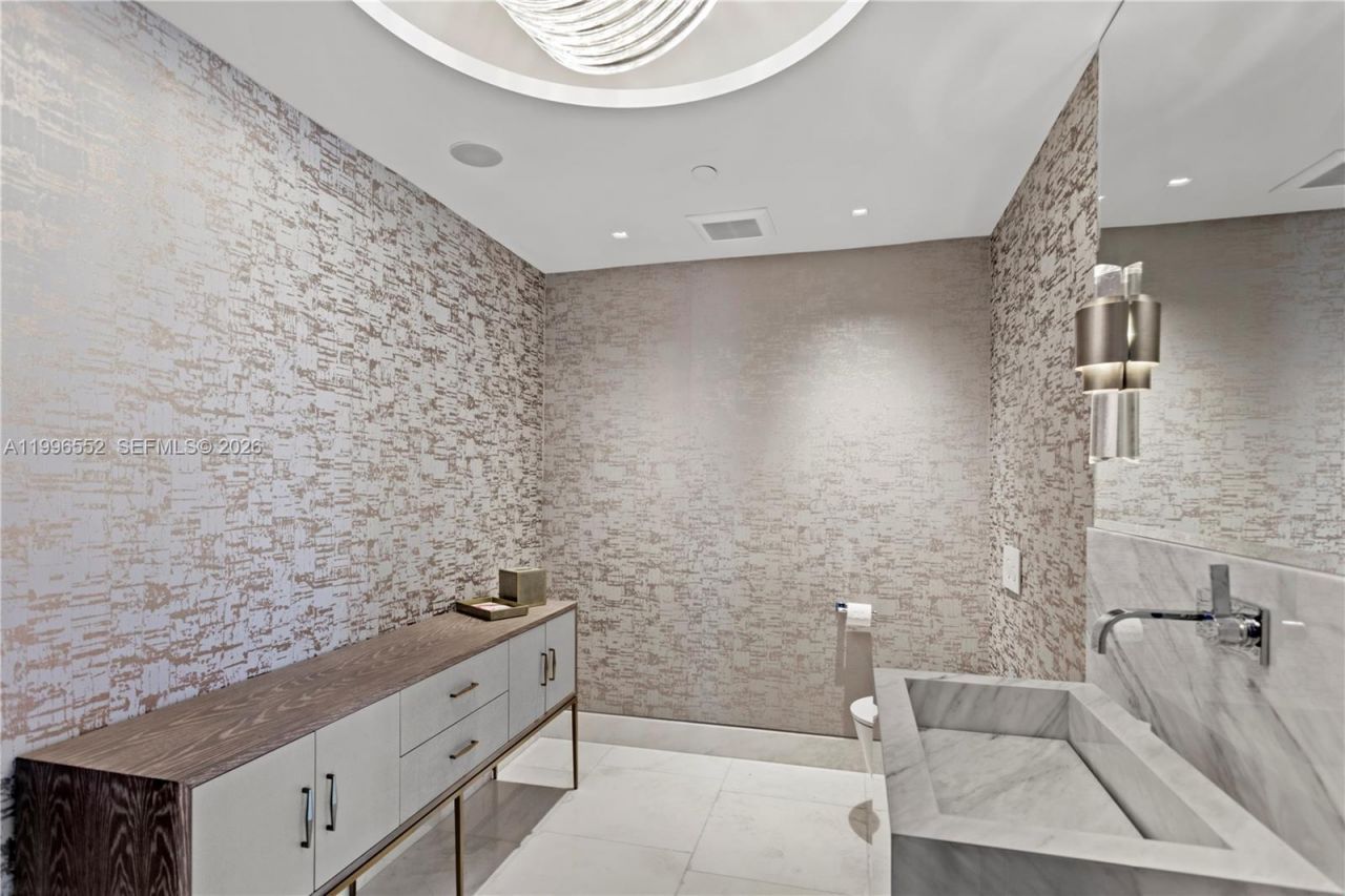 1425 Brickell Ave , Unit PH4BCD, Miami, FL 33131 Photo