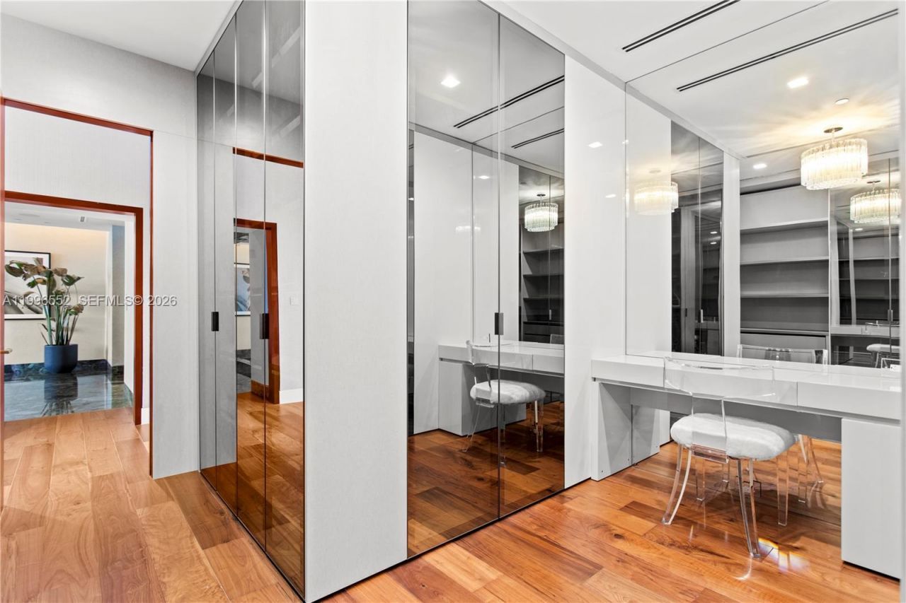 1425 Brickell Ave , Unit PH4BCD, Miami, FL 33131 Photo