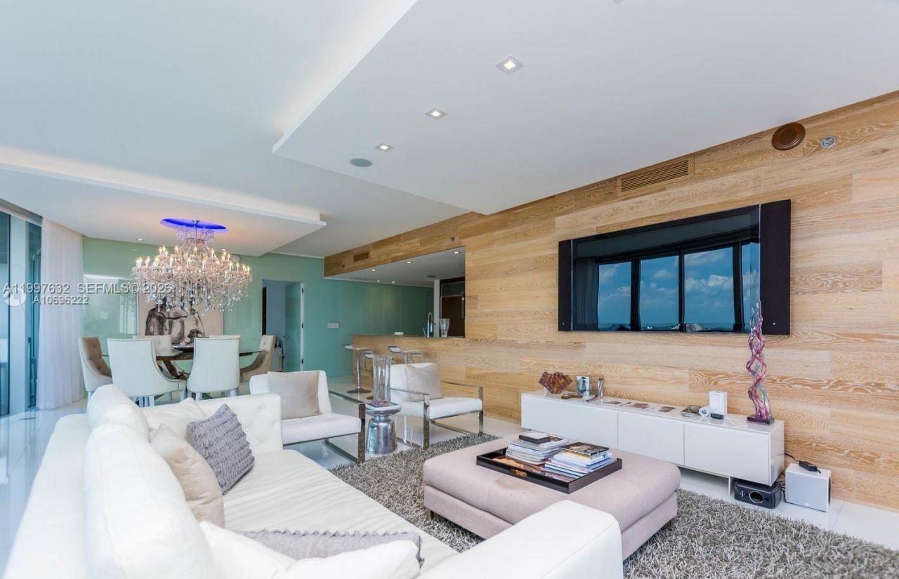 465 Brickell Ave, Unit 2301, Miami, FL 33131 Photo