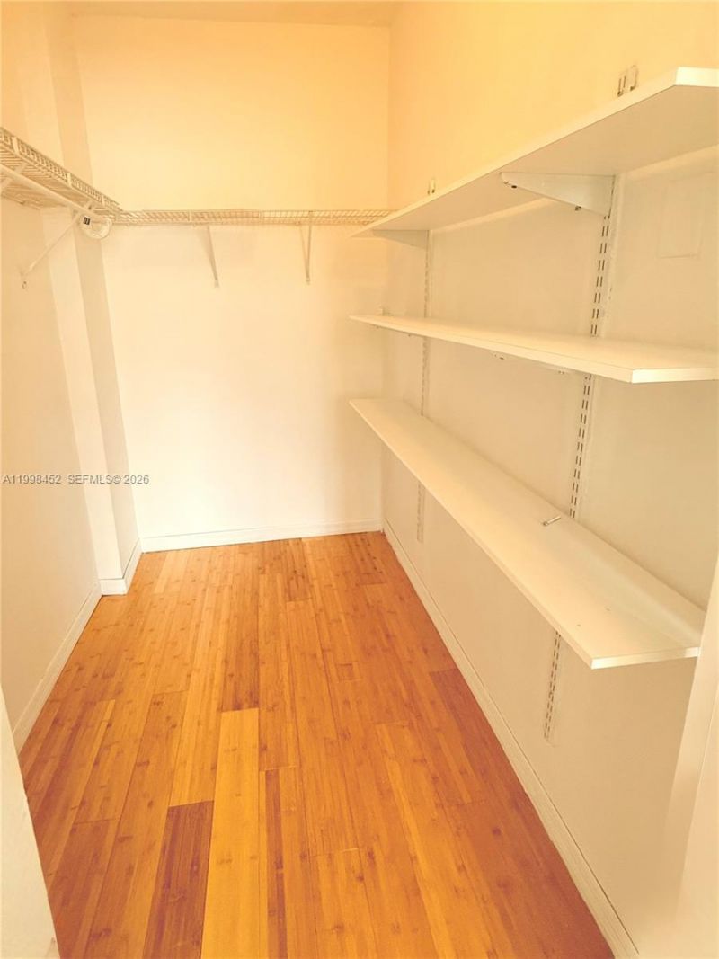 36 NW 6th Ave, Unit 504, Miami, FL 33128 Photo