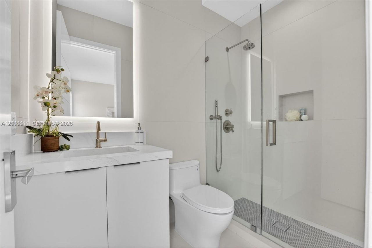 2010 Intracoastal Dr, Fort Lauderdale, FL 33305 Photo