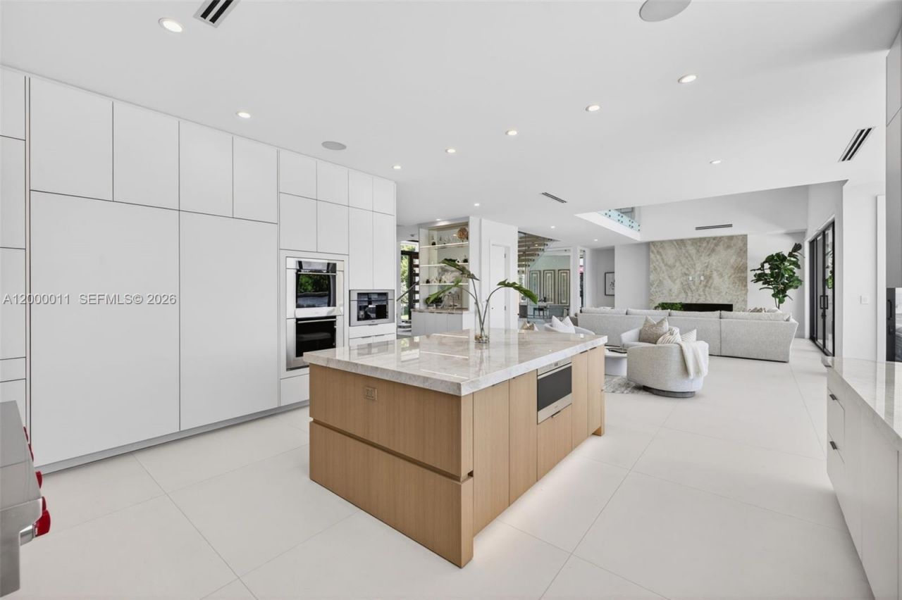 2010 Intracoastal Dr, Fort Lauderdale, FL 33305 Photo