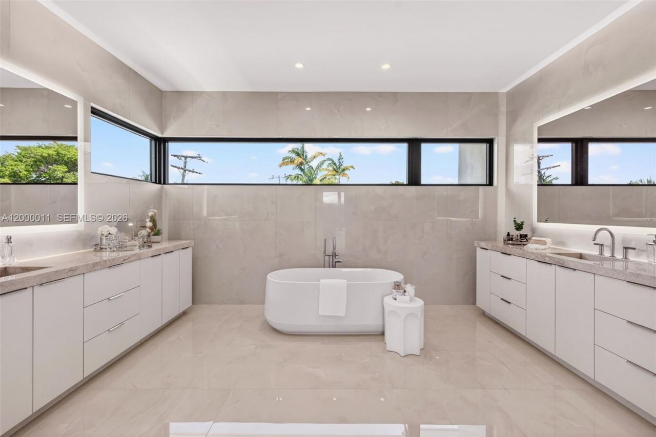 2010 Intracoastal Dr, Fort Lauderdale, FL 33305 Photo