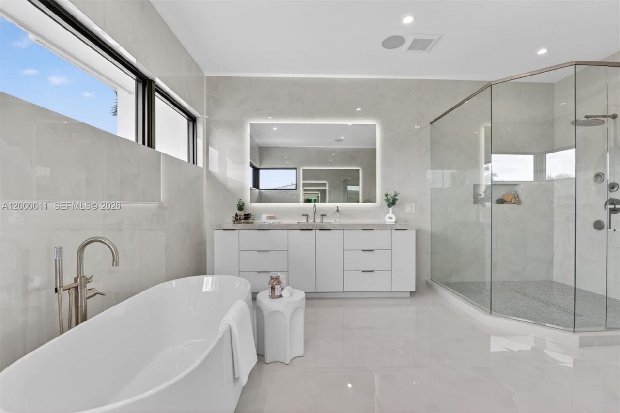 2010 Intracoastal Dr, Fort Lauderdale, FL 33305 Photo