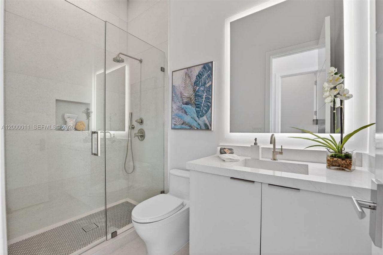 2010 Intracoastal Dr, Fort Lauderdale, FL 33305 Photo