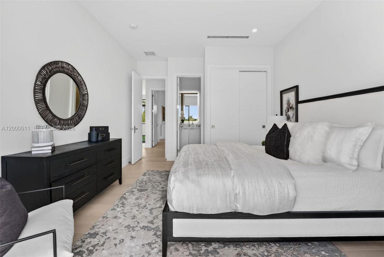 2010 Intracoastal Dr, Fort Lauderdale, FL 33305 Photo