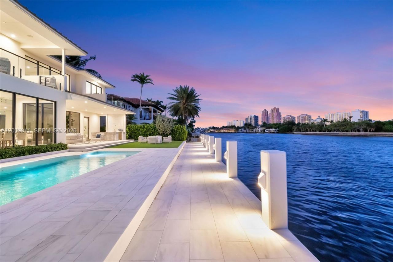 2010 Intracoastal Dr, Fort Lauderdale, FL 33305 Photo