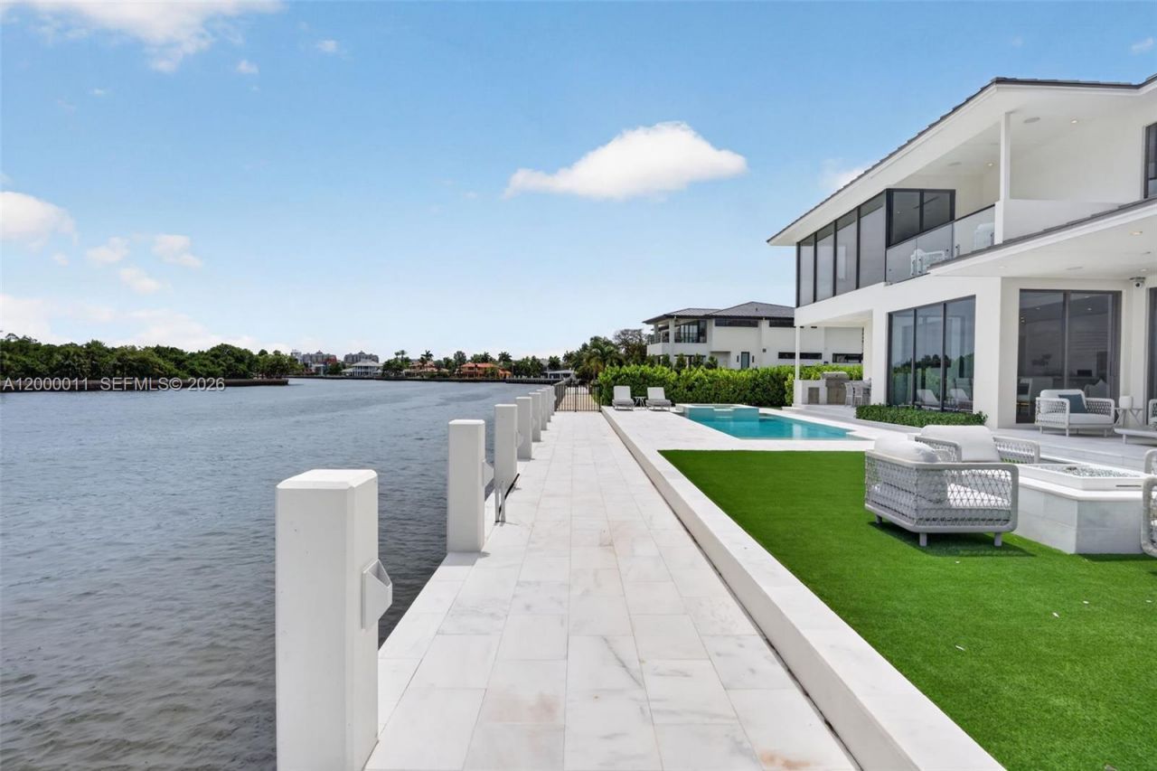 2010 Intracoastal Dr, Fort Lauderdale, FL 33305 Photo