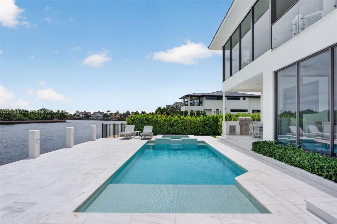 2010 Intracoastal Dr, Fort Lauderdale, FL 33305 Photo