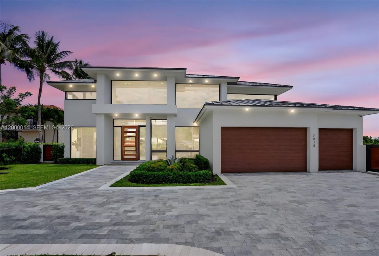 2010 Intracoastal Dr, Fort Lauderdale, FL 33305 Photo