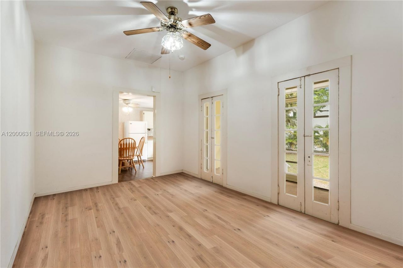 7201 SW 166th St, Palmetto Bay, FL 33157 Photo