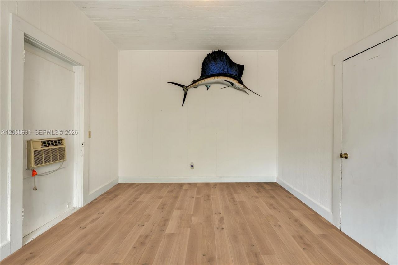 7201 SW 166th St, Palmetto Bay, FL 33157 Photo