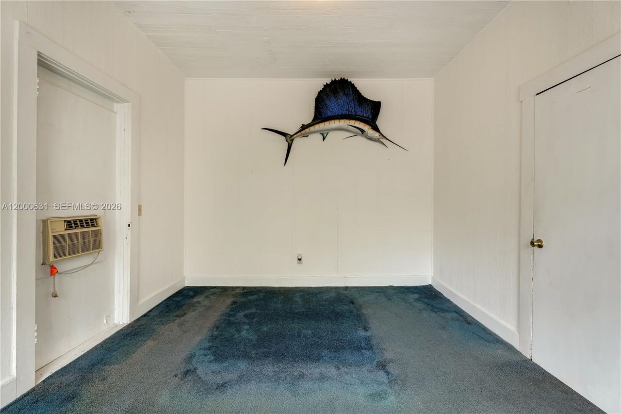 7201 SW 166th St, Palmetto Bay, FL 33157 Photo