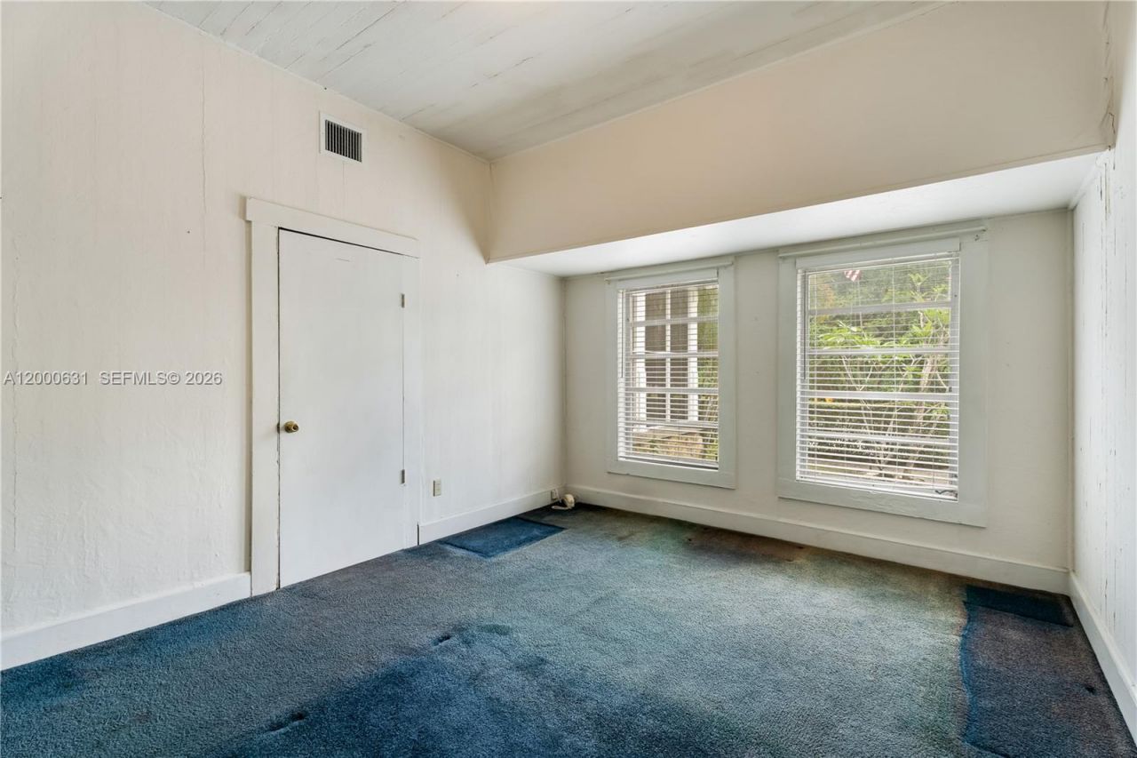 7201 SW 166th St, Palmetto Bay, FL 33157 Photo