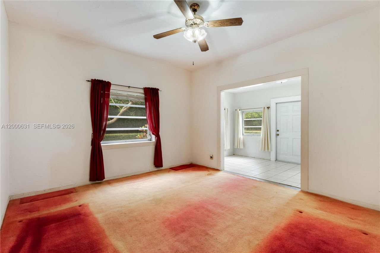 7201 SW 166th St, Palmetto Bay, FL 33157 Photo