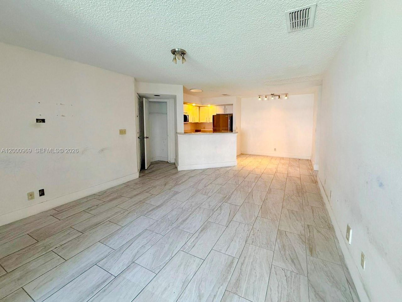 3440 N Pinewalk Dr N, Unit 518, Margate, FL 33063 Photo