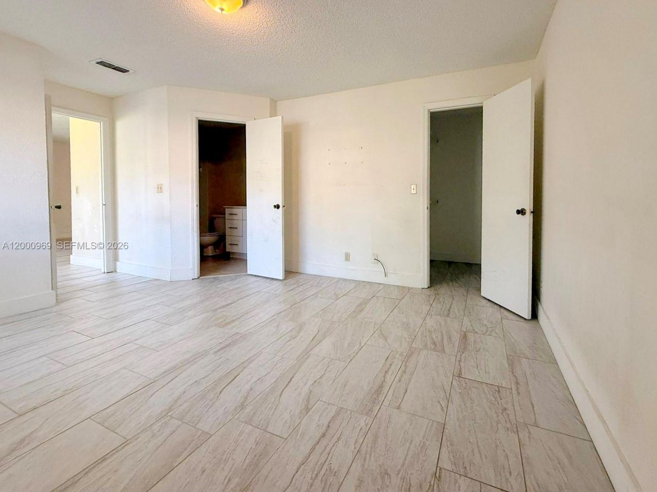 3440 N Pinewalk Dr N, Unit 518, Margate, FL 33063 Photo