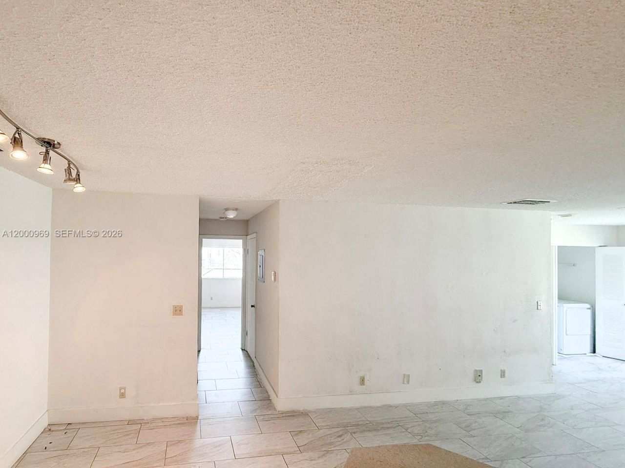 3440 N Pinewalk Dr N, Unit 518, Margate, FL 33063 Photo