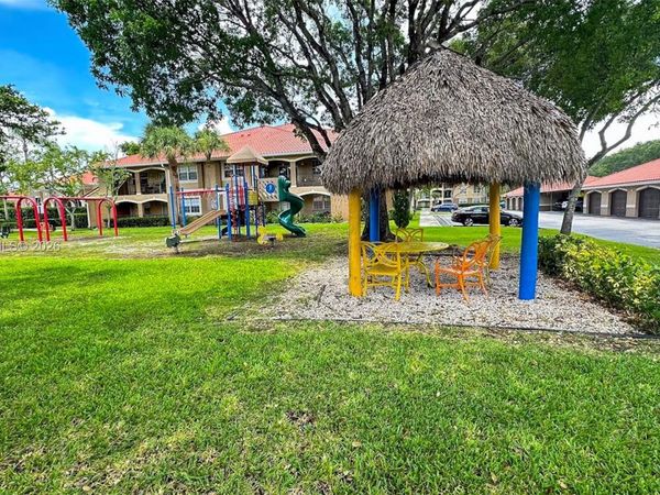 11700 SW 2nd St , Unit 13-201, Pembroke Pines, FL 33025