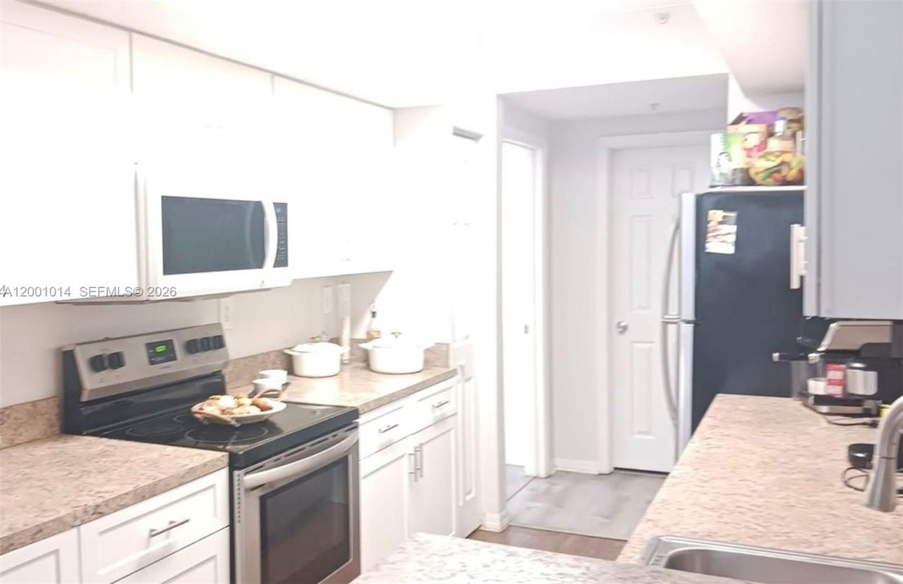 11700 SW 2nd St, Unit 13-201, Pembroke Pines, FL 33025 Photo