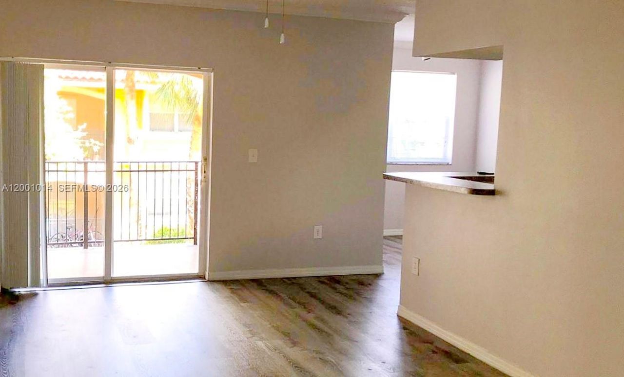11700 SW 2nd St, Unit 13-201, Pembroke Pines, FL 33025 Photo