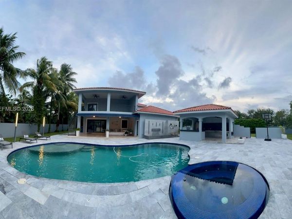223 NW 129th Ave, Miami, FL 33182