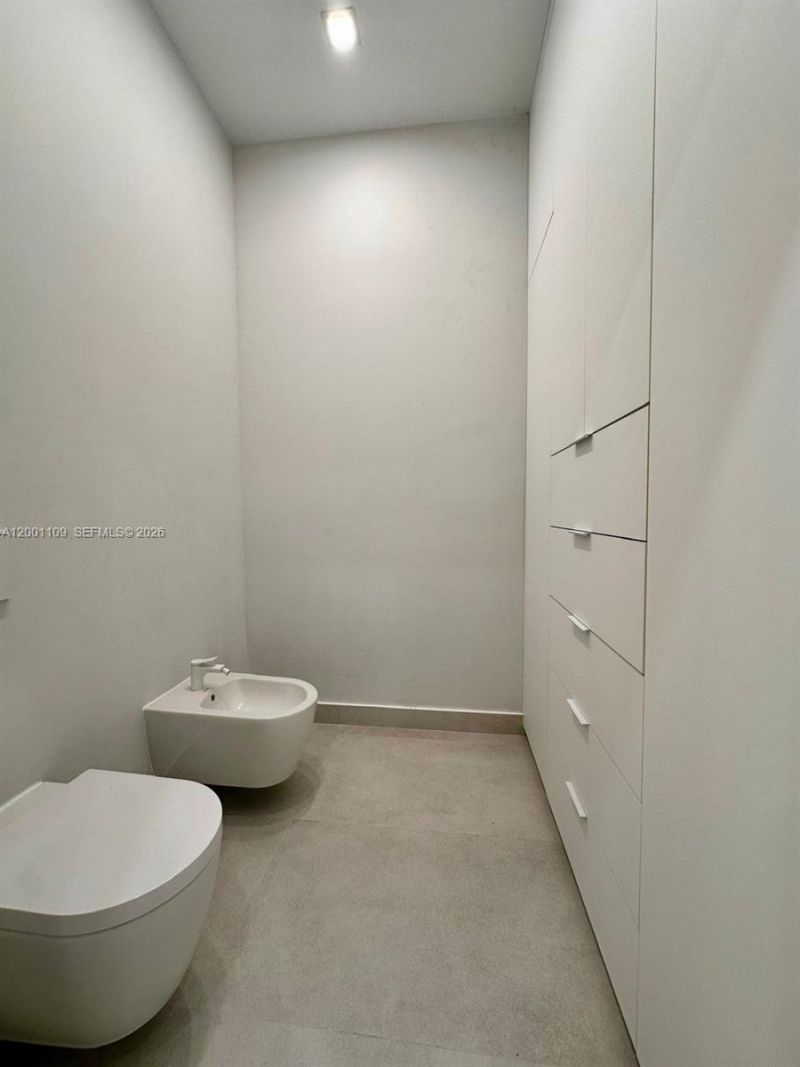 223 NW 129th Ave, Miami, FL 33182 Photo