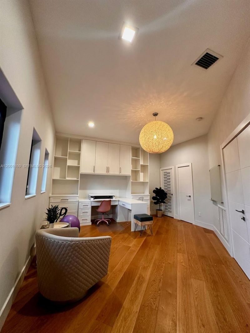 223 NW 129th Ave, Miami, FL 33182 Photo