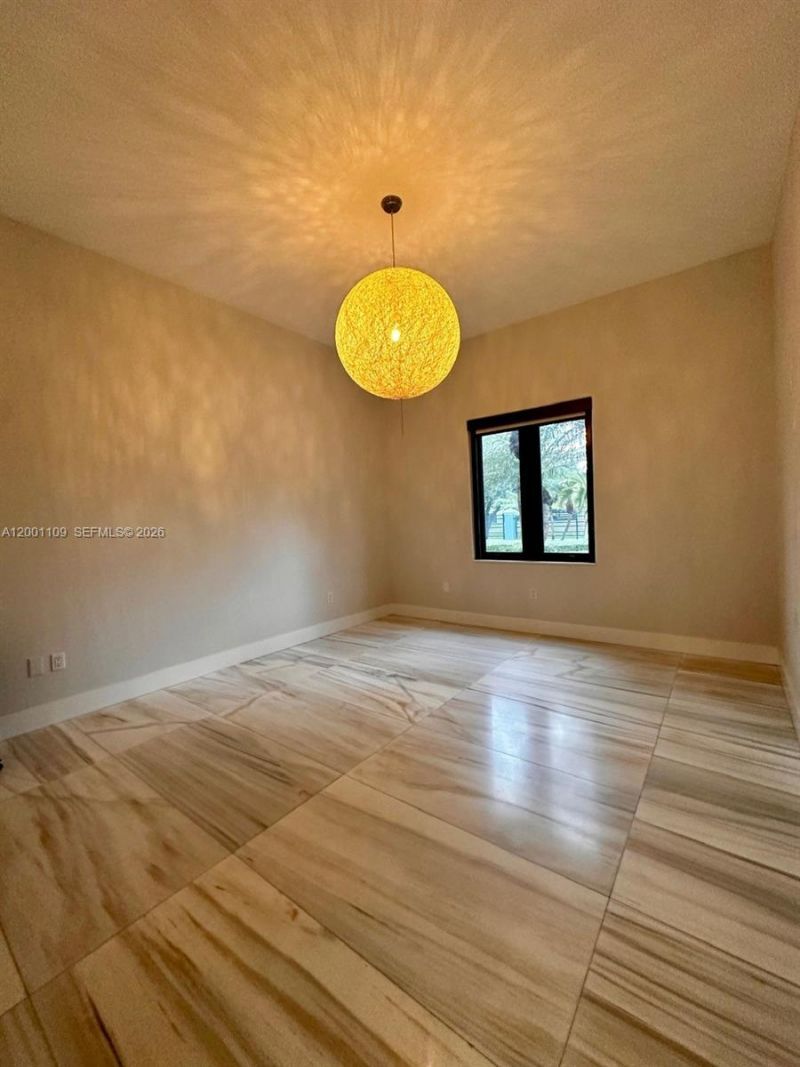 223 NW 129th Ave, Miami, FL 33182 Photo