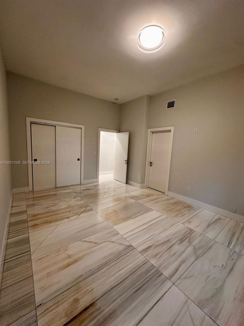 223 NW 129th Ave, Miami, FL 33182 Photo