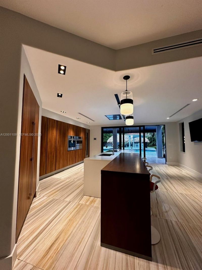 223 NW 129th Ave, Miami, FL 33182 Photo