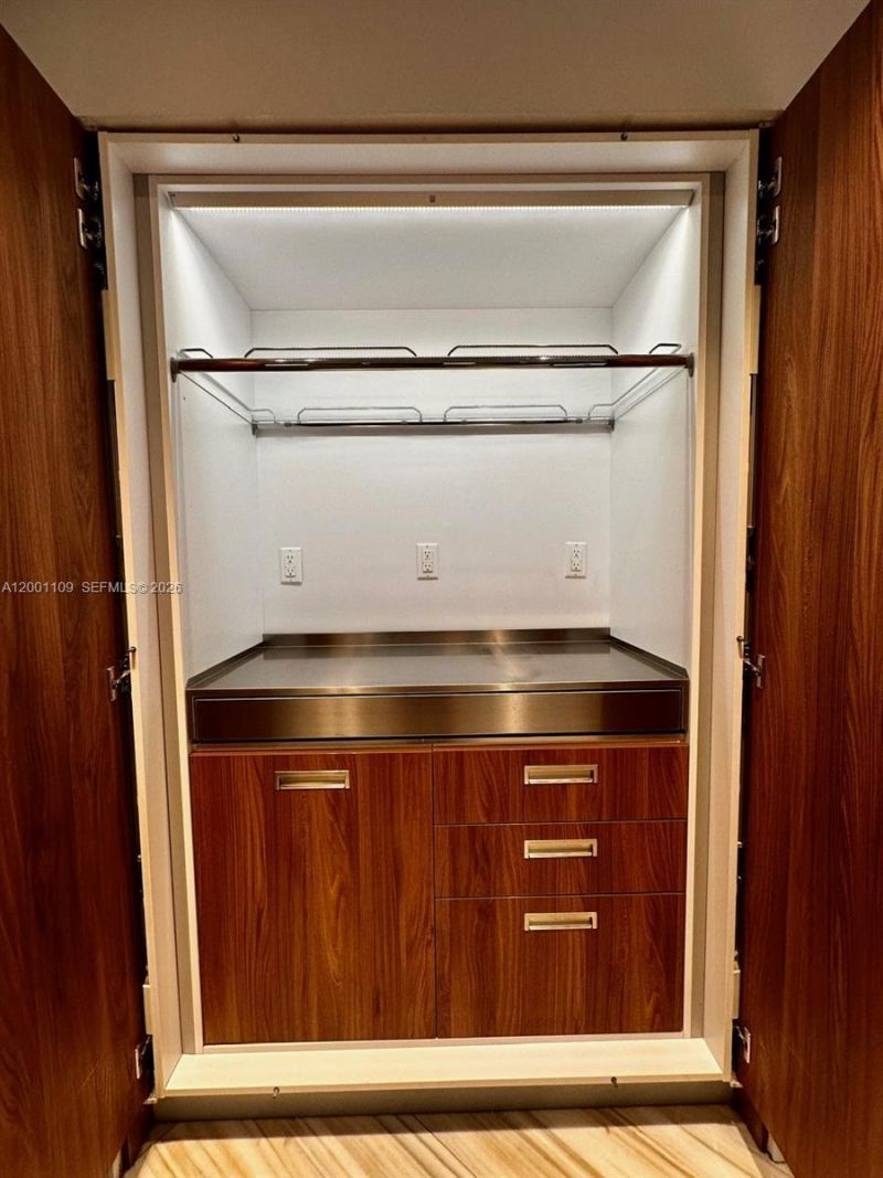 223 NW 129th Ave, Miami, FL 33182 Photo