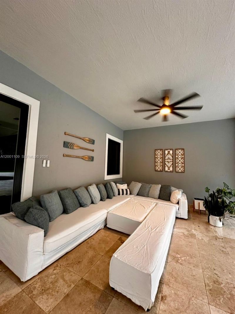 223 NW 129th Ave, Miami, FL 33182 Photo