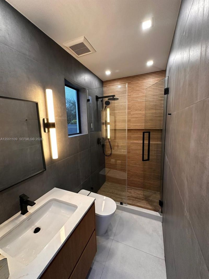 223 NW 129th Ave, Miami, FL 33182 Photo