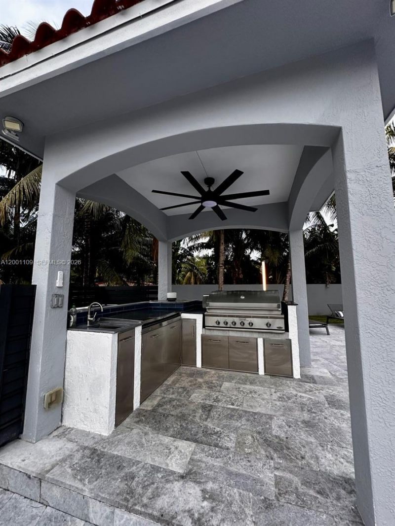 223 NW 129th Ave, Miami, FL 33182 Photo